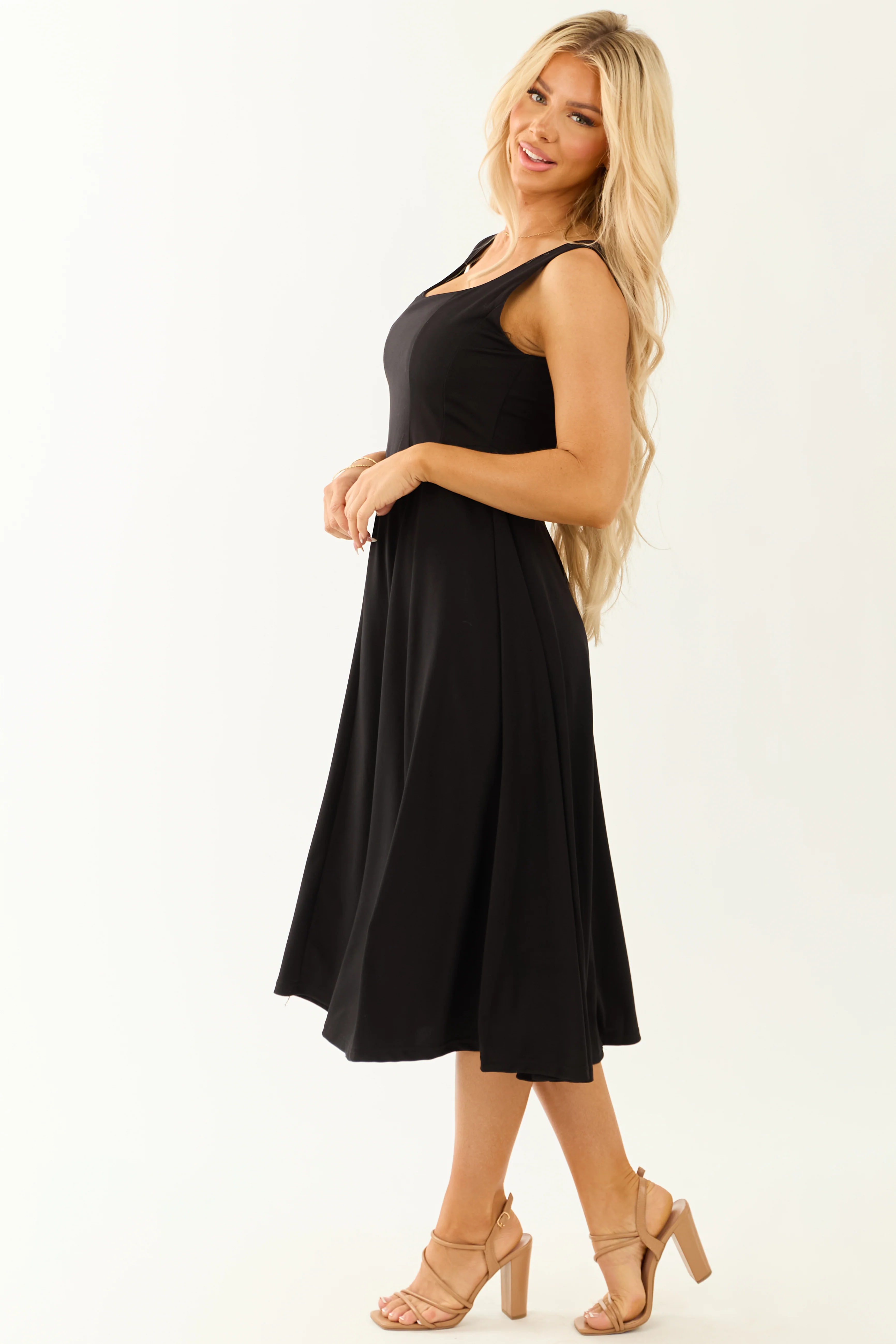 Black Square Neckline Sleeveless Midi Dress - Image 4