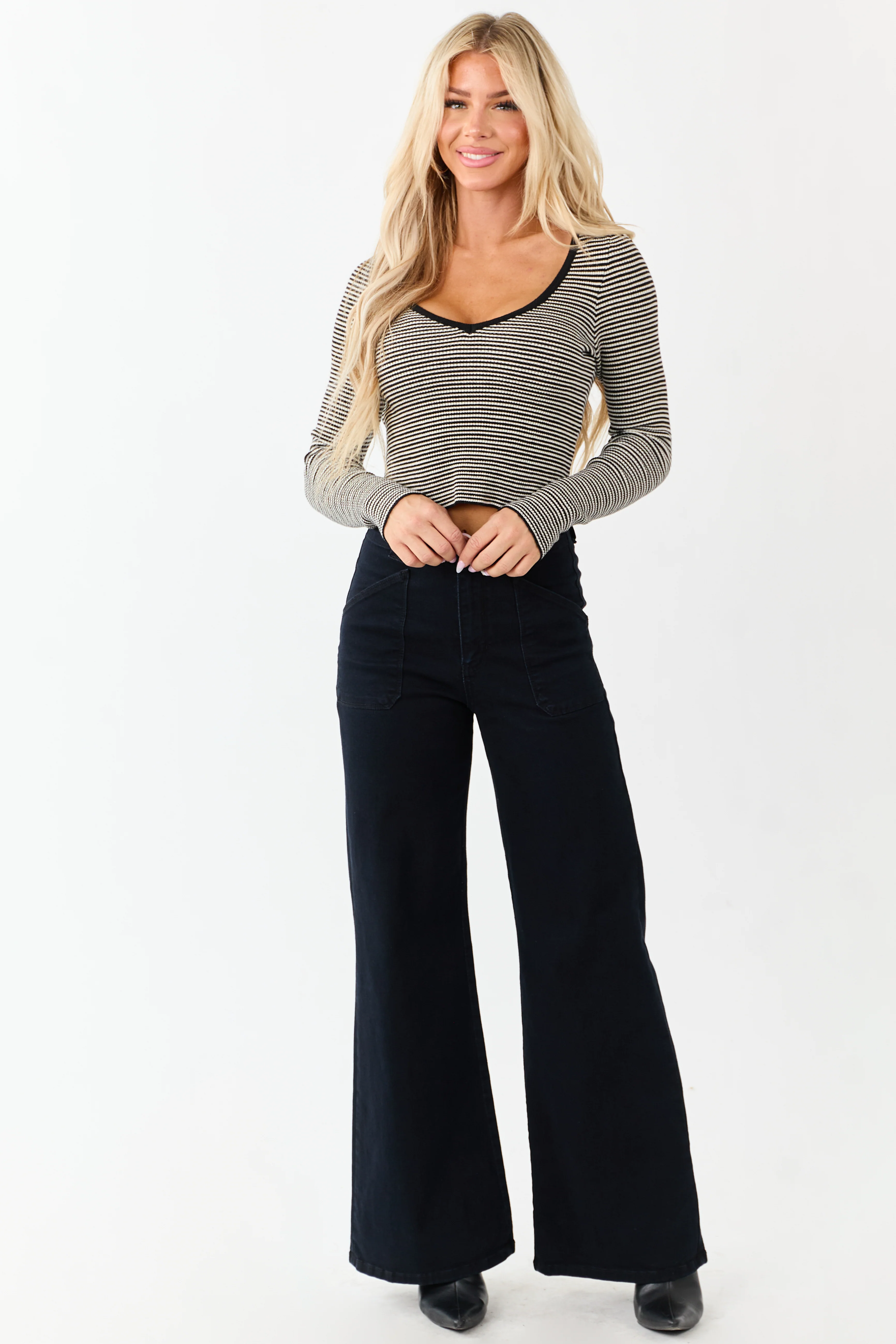Black Striped Cropped V Neck Long Sleeve Top - Image 3