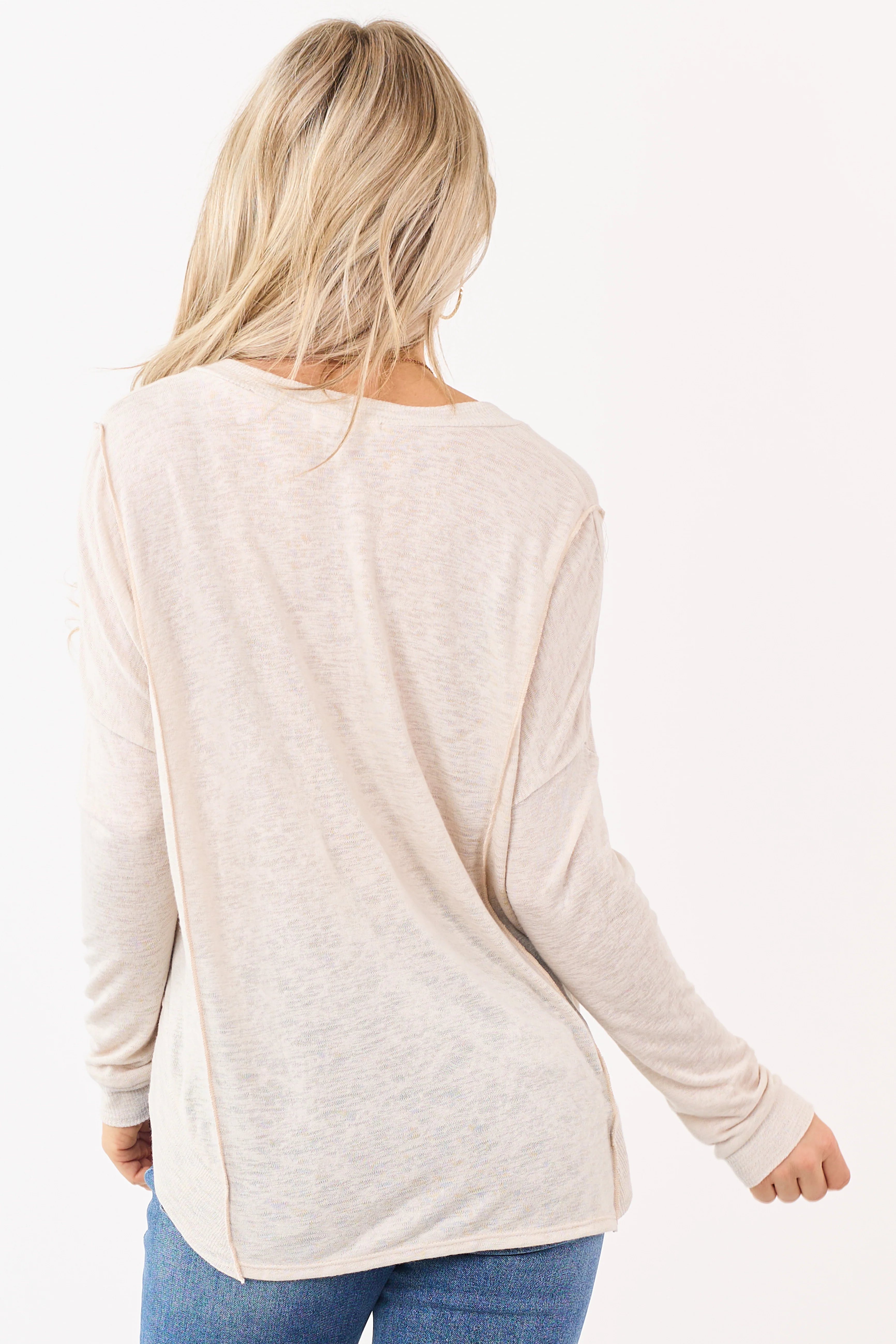 Champagne V-Neck Hacci Slub Knit Relaxed Top - Image 5