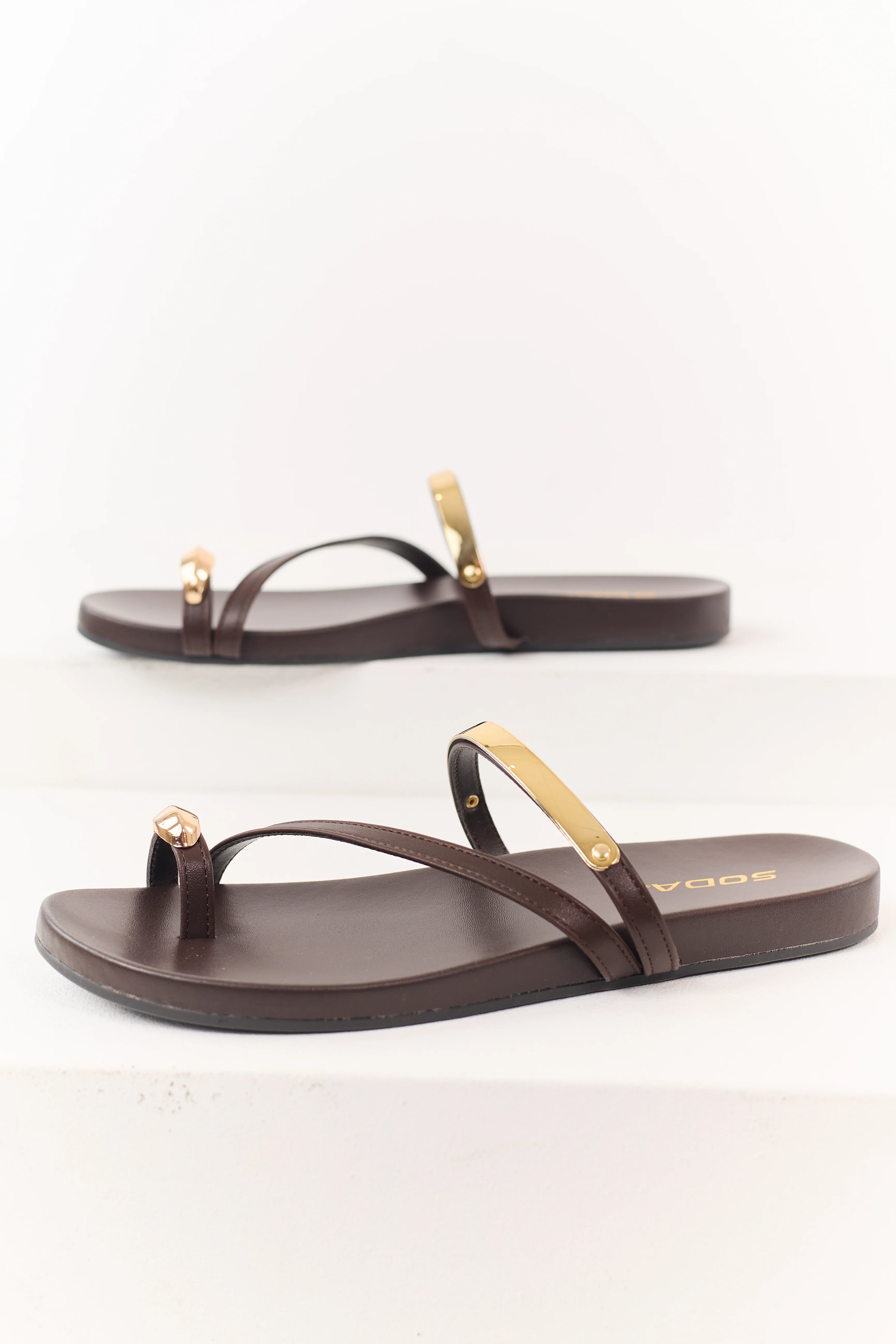 Cocoa Faux Leather Gold Toe Strap Sandals - Image 2