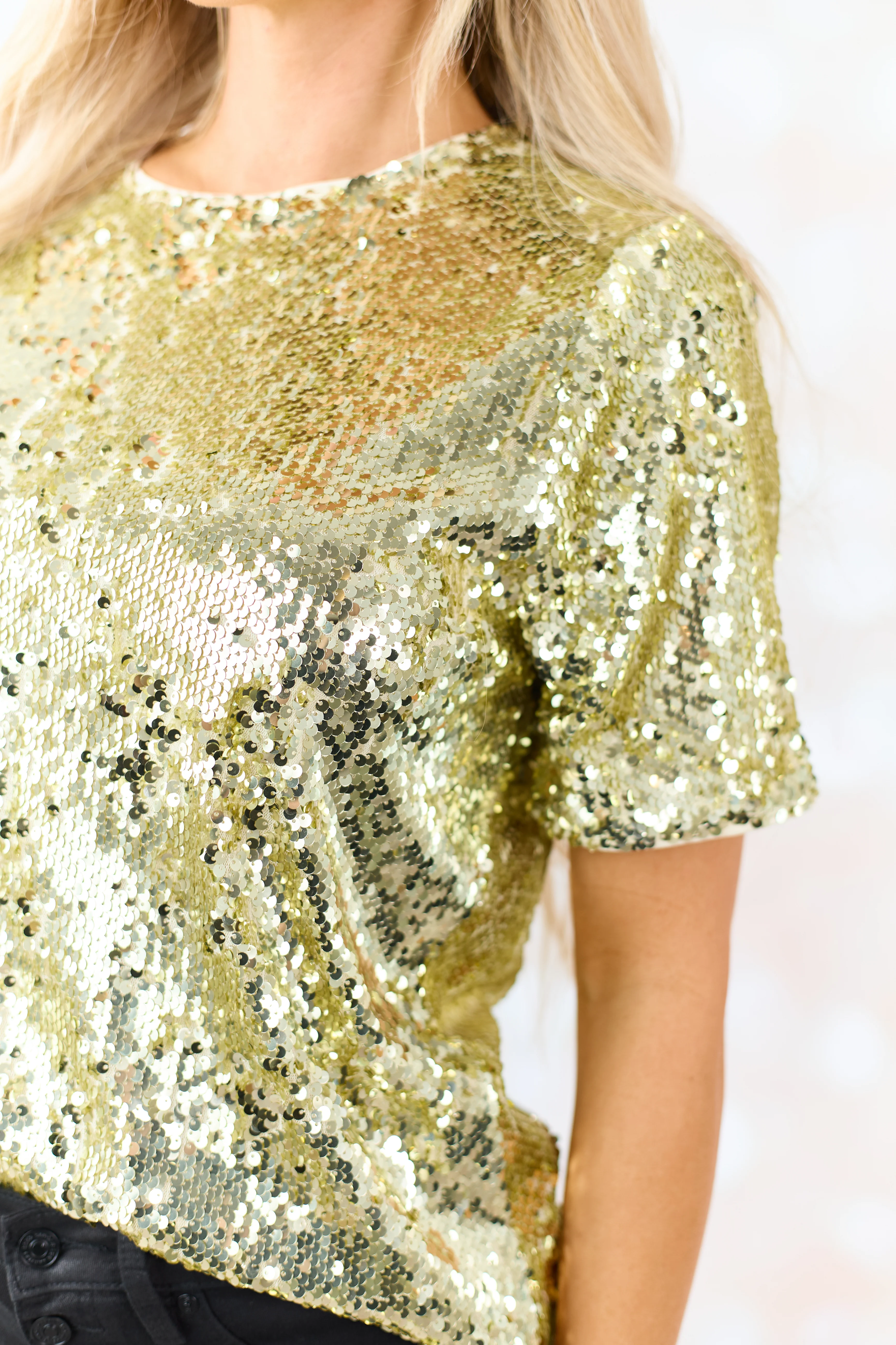 Gold Short Sleeve Sequined Top - Image 6