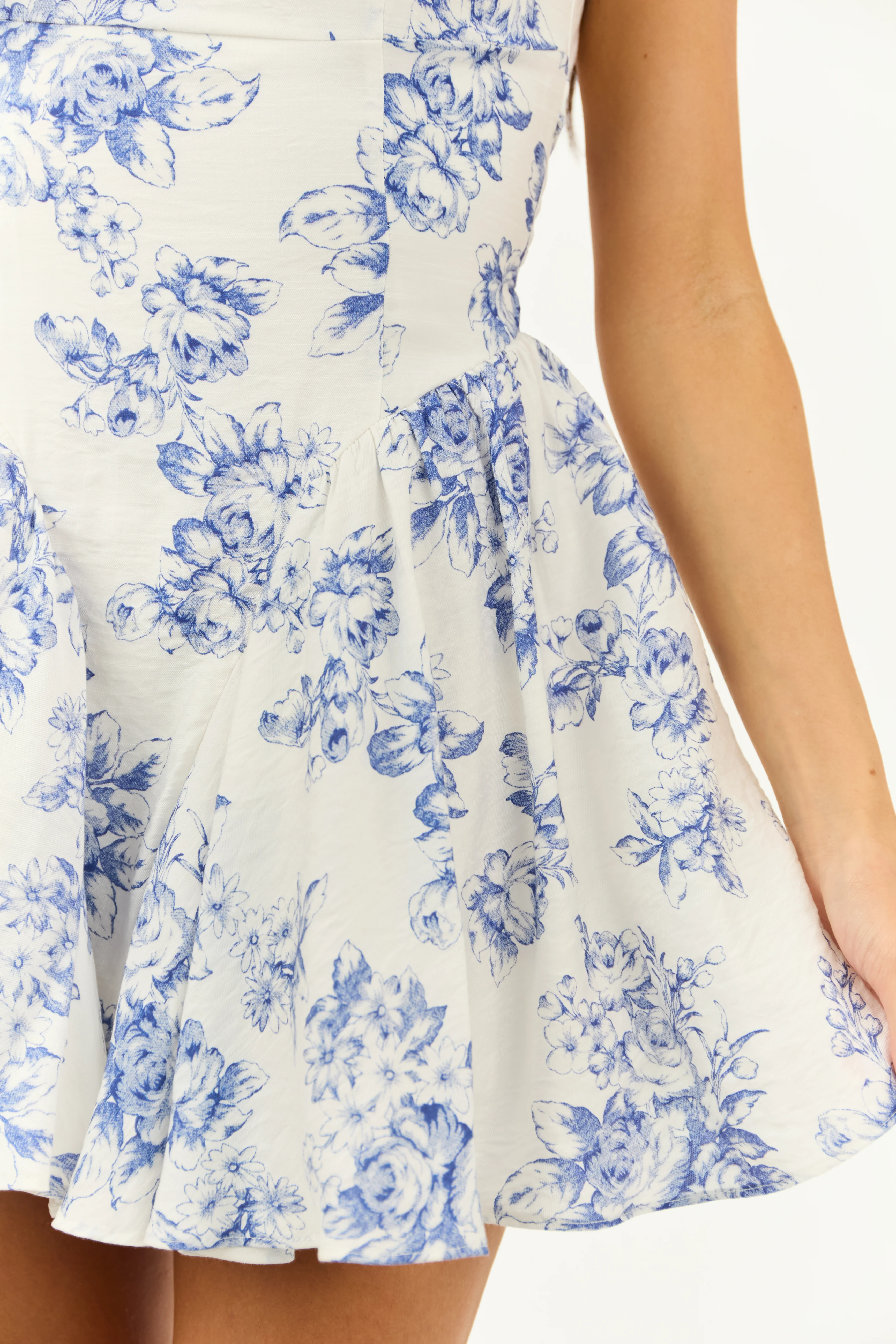 Ivory and Cobalt Floral Sleeveless Mini Dress - Image 9