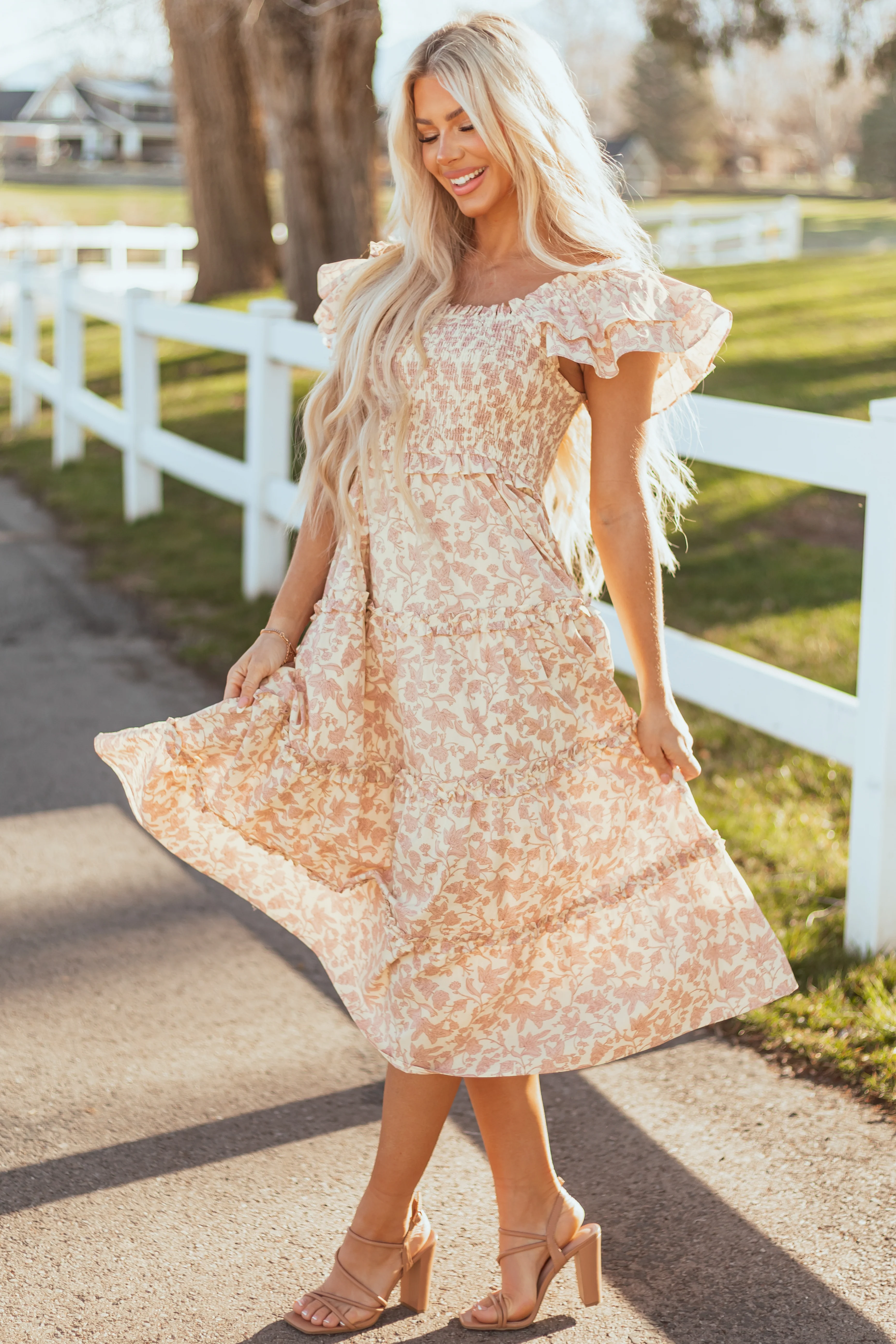 Mauve and Cream Floral Print Smocked Midi Dress - Image 2