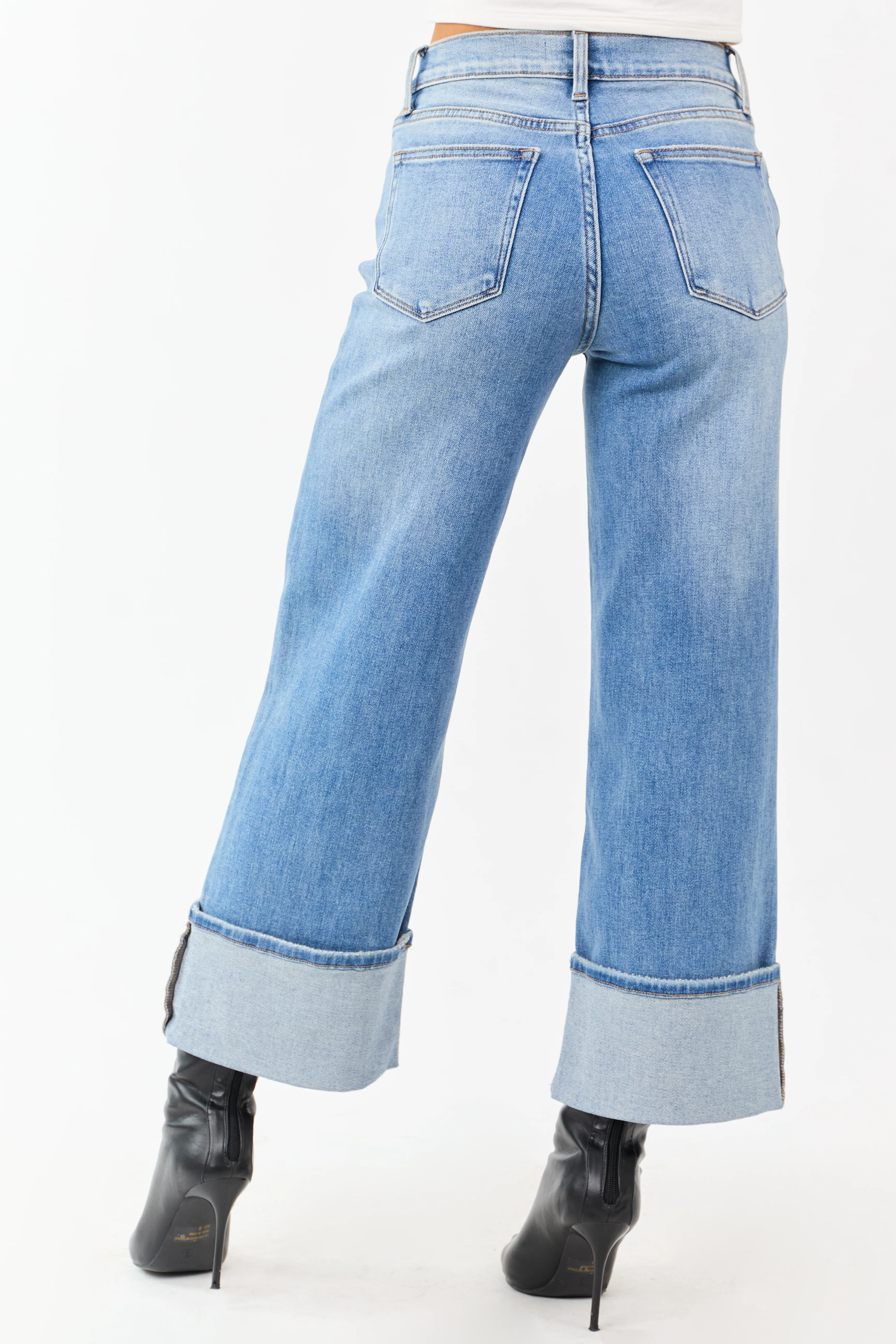 Medium Wash Cuffed Wide Leg Stretchy Crop Jeans - Image 6