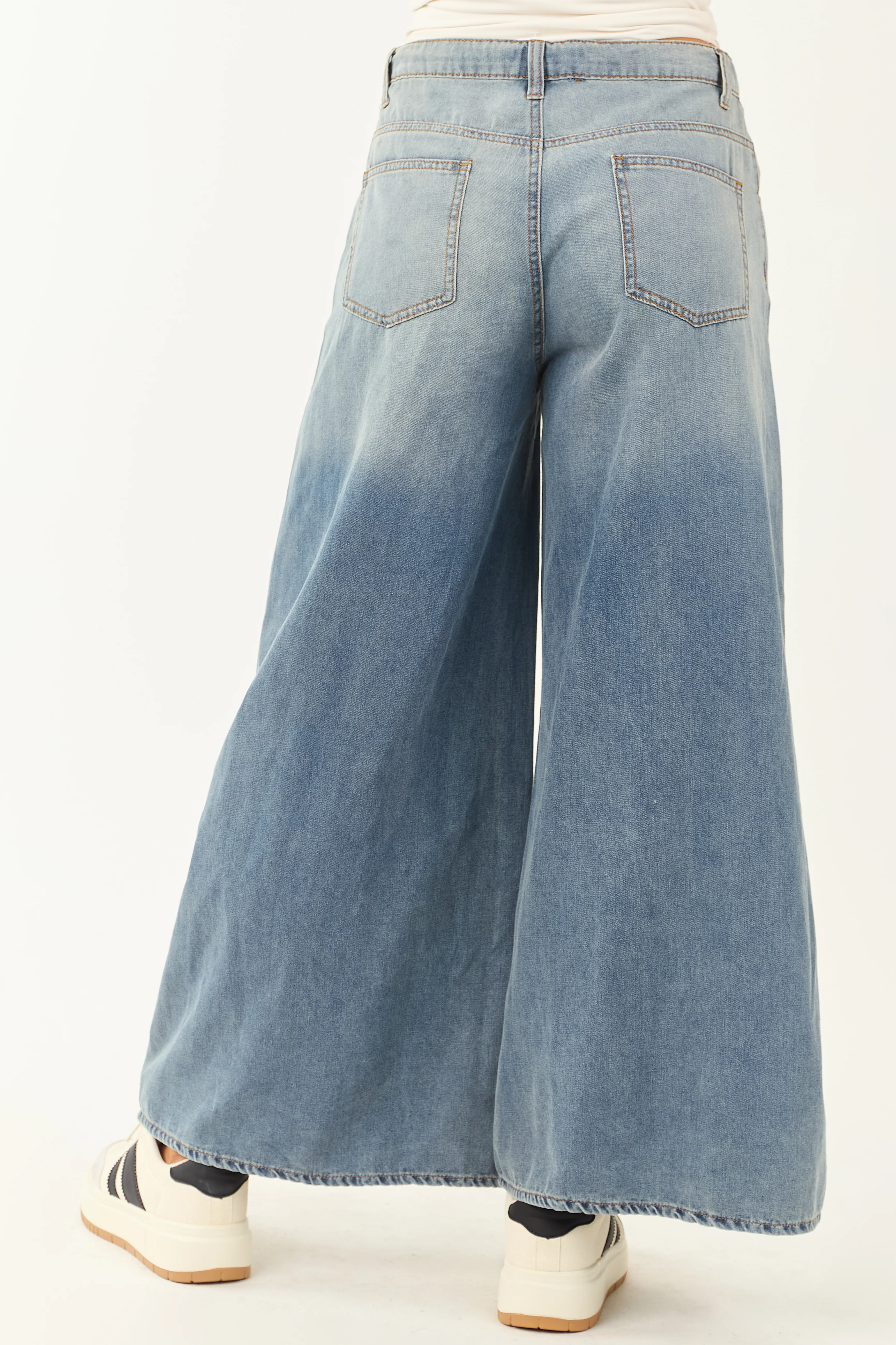 Medium Wash Super Wide Leg Lightweight Denim Pants - Image 4