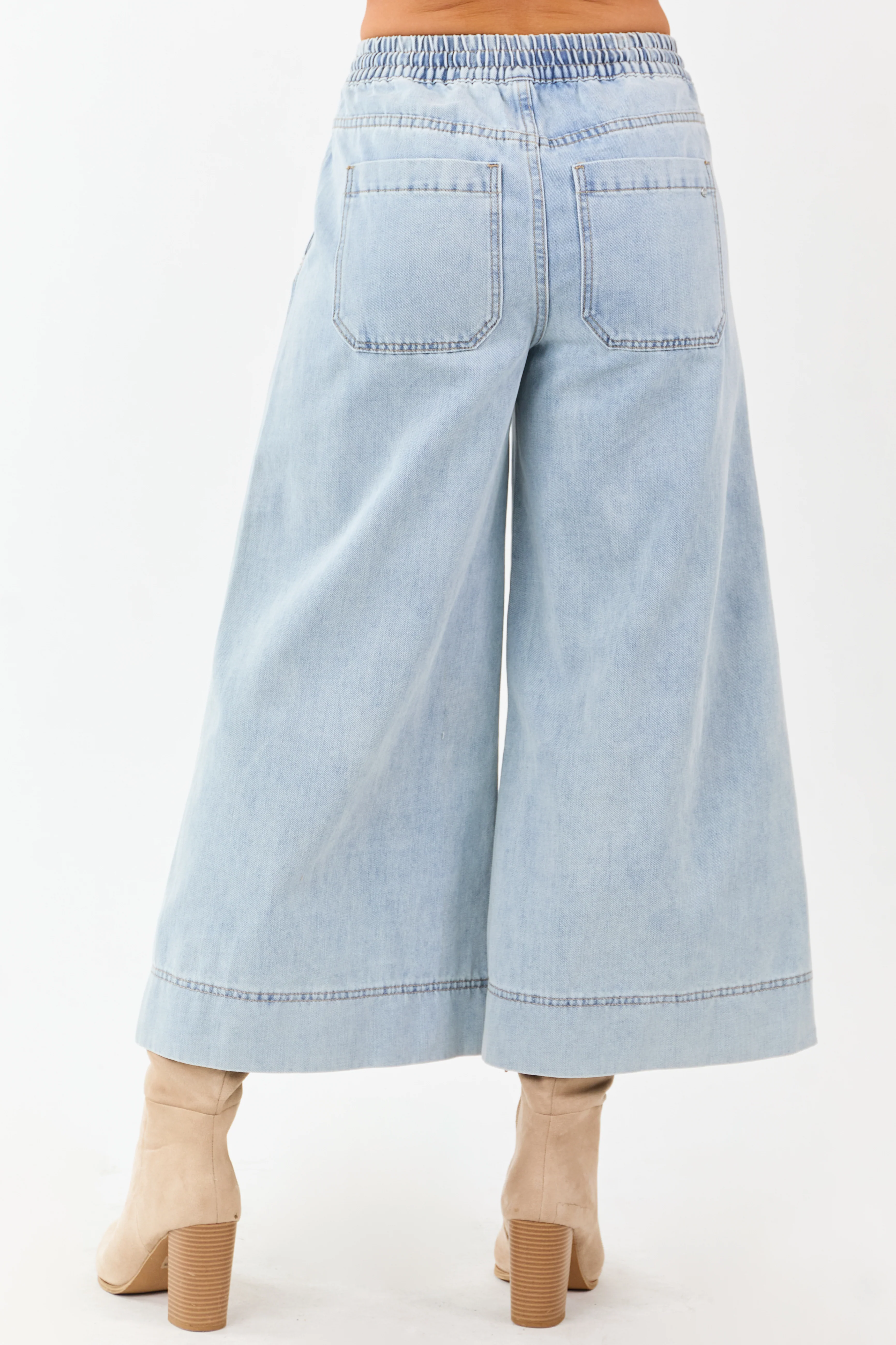 Mica Denim Light Wash Drawstring Wide Capri Jeans - Image 4