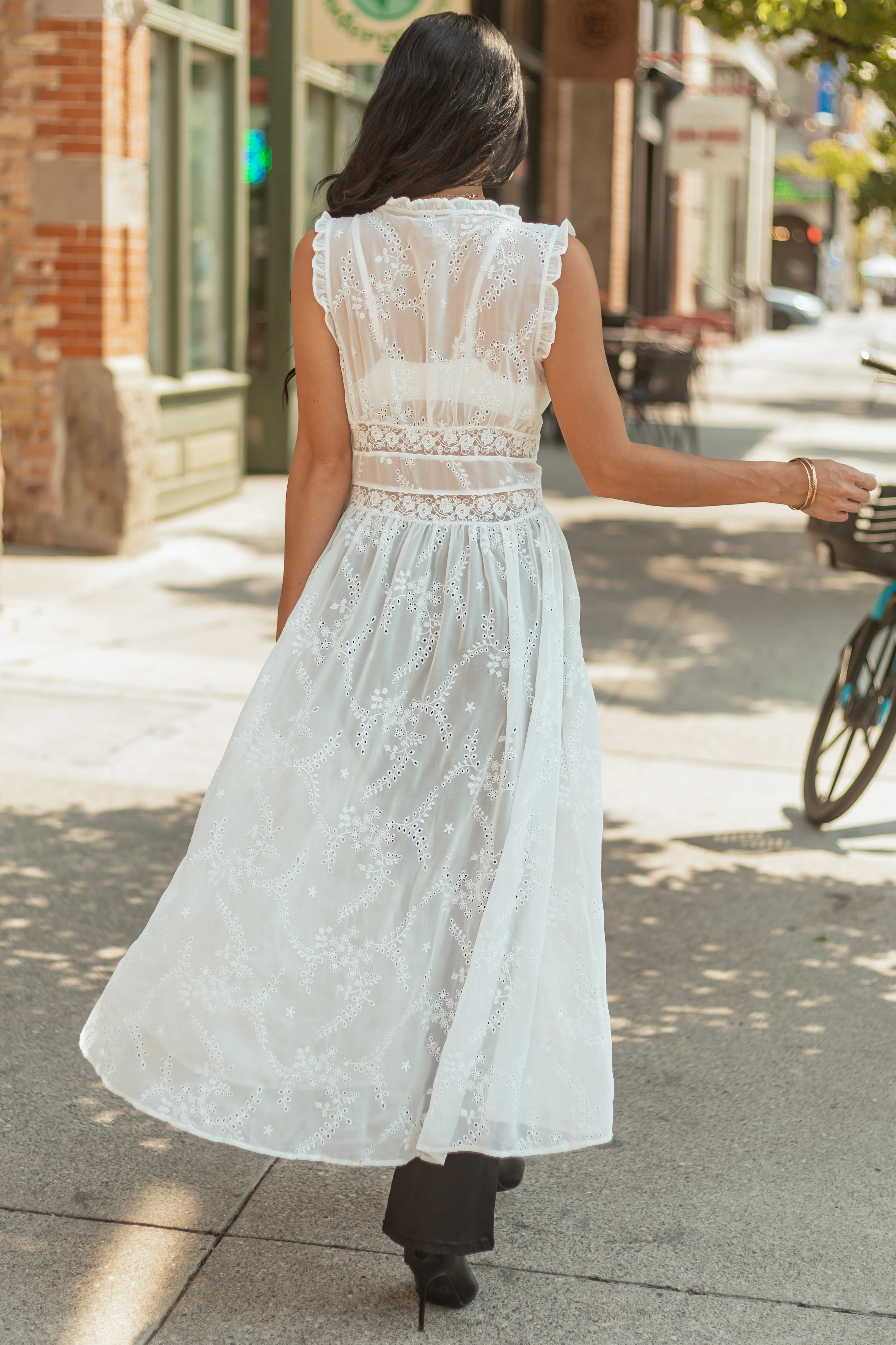 Off White Embroidered Eyelet Lace Duster Vest - Image 7