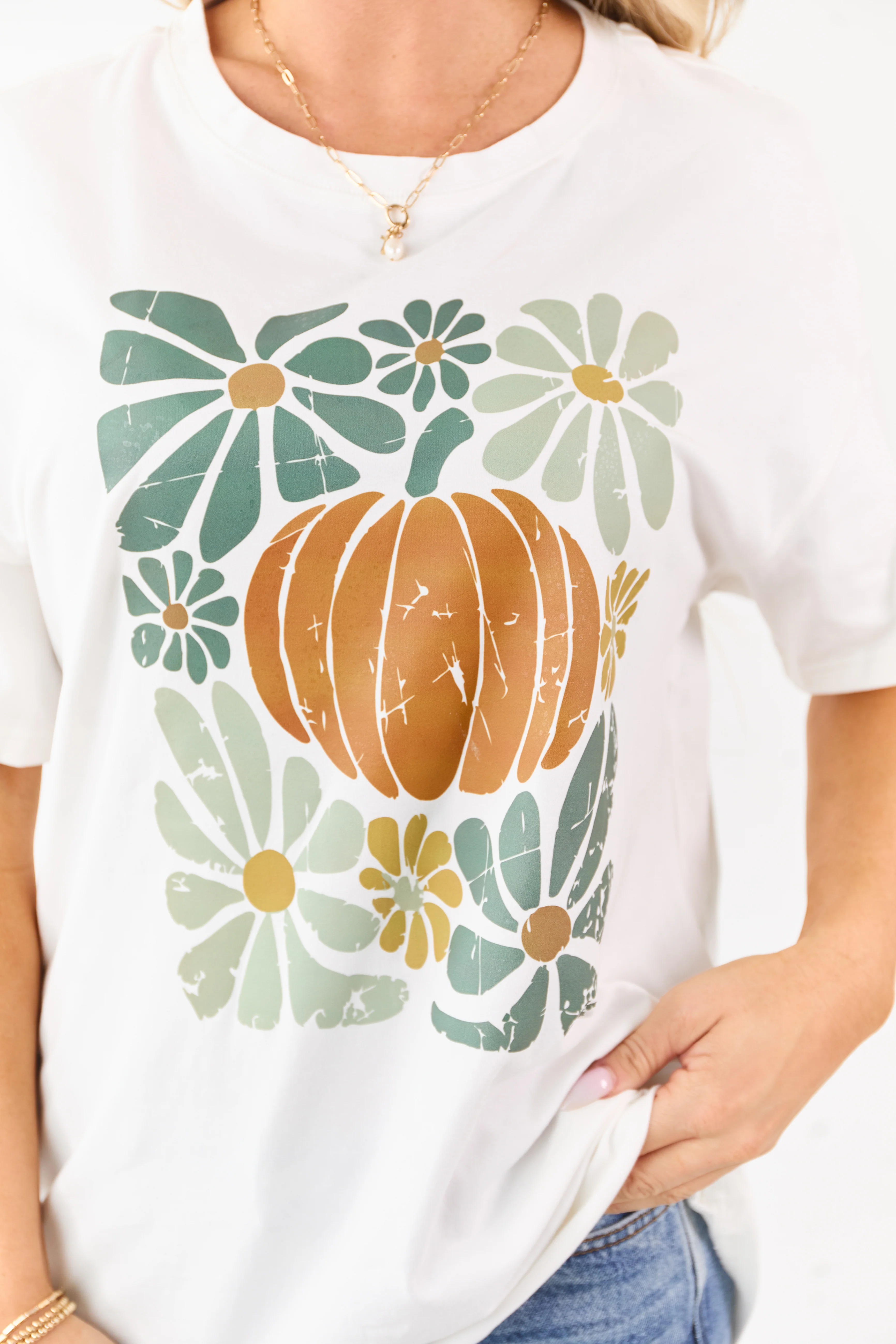 Off White Pumpkin Graphic Short Sleeve Top - Image 6