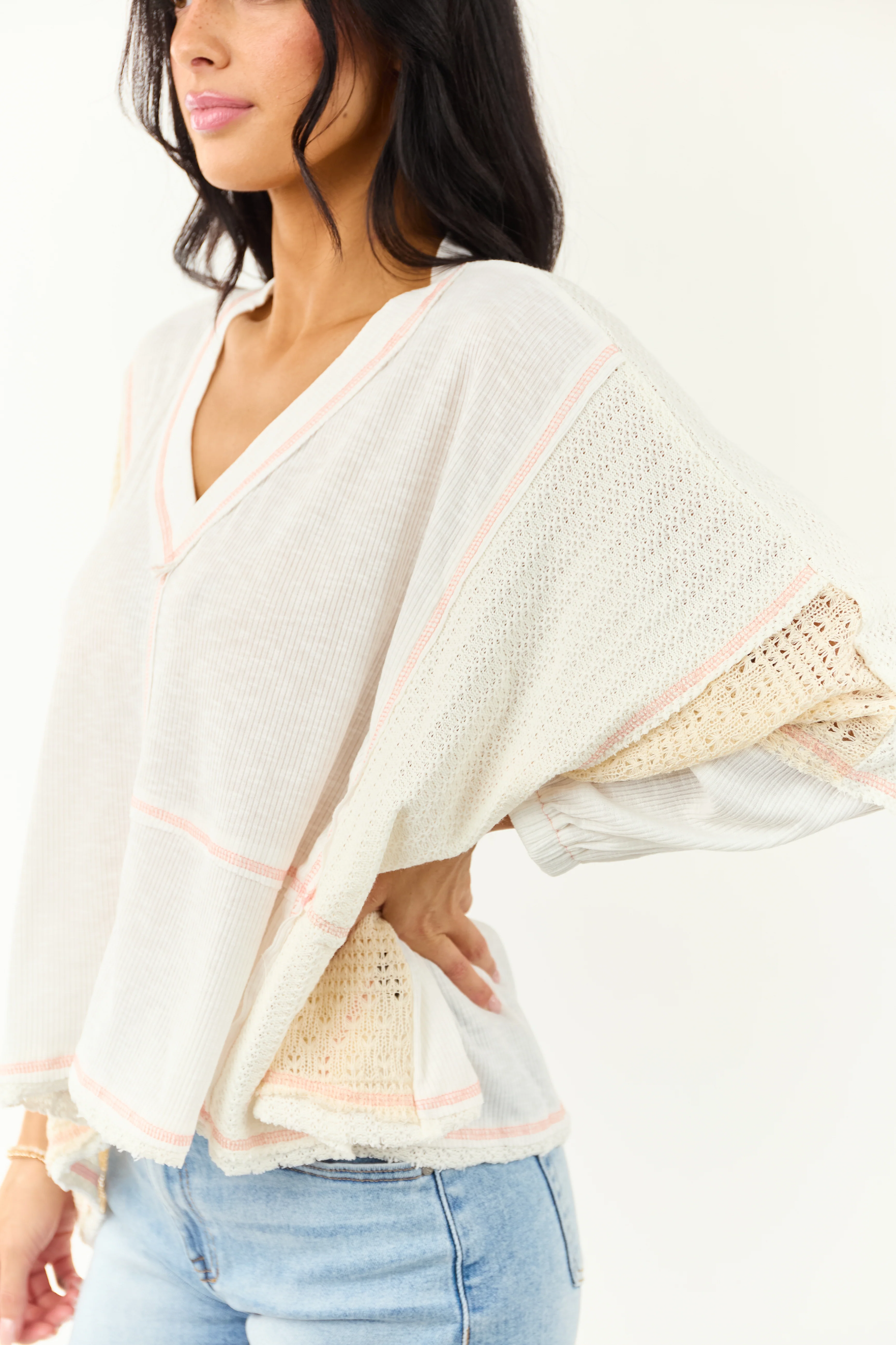 POL Off White and Cream Contrast Knit Relaxed Top - Image 7