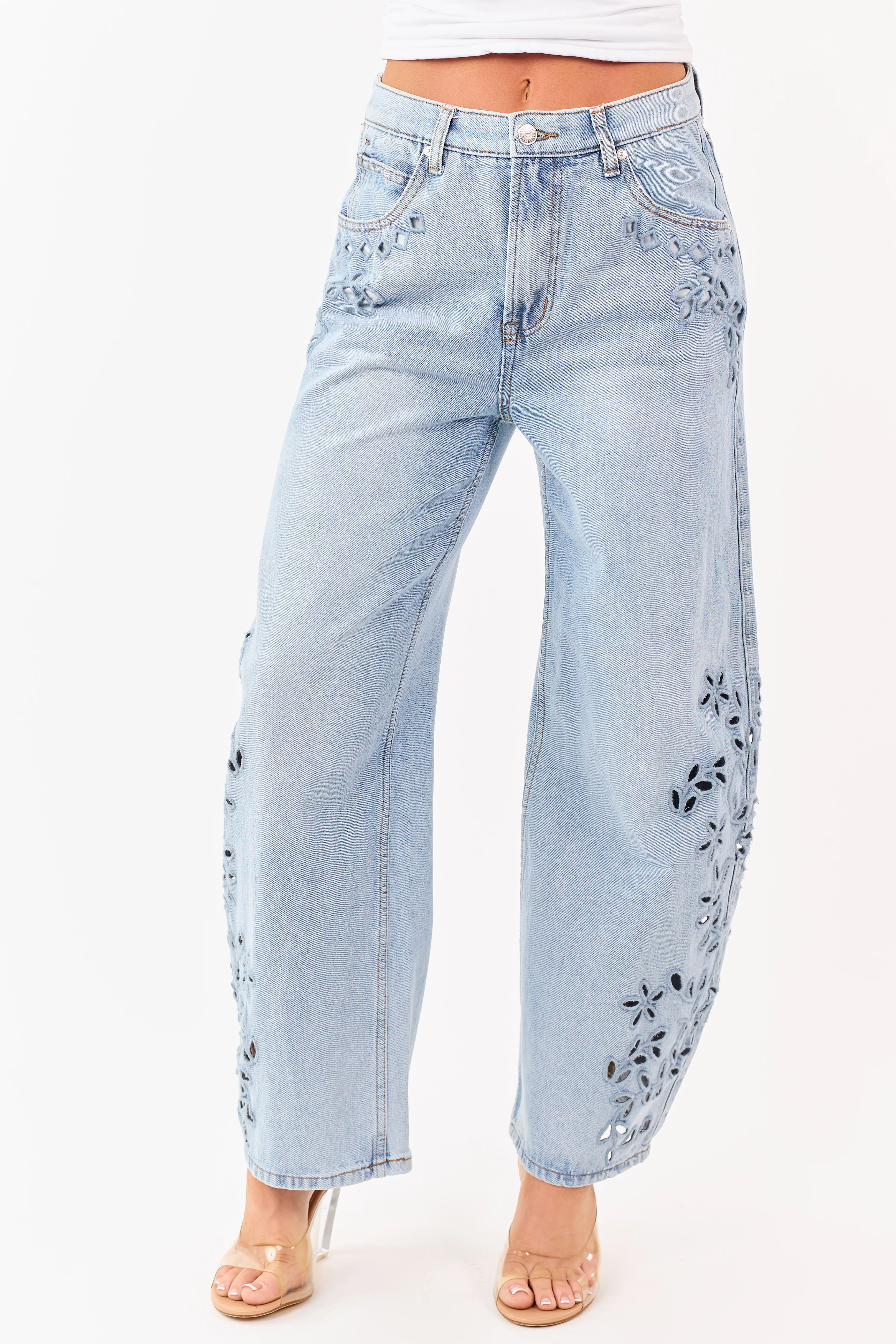 Saige Light Embroidered Tummy Control Barrel Jeans - Image 3