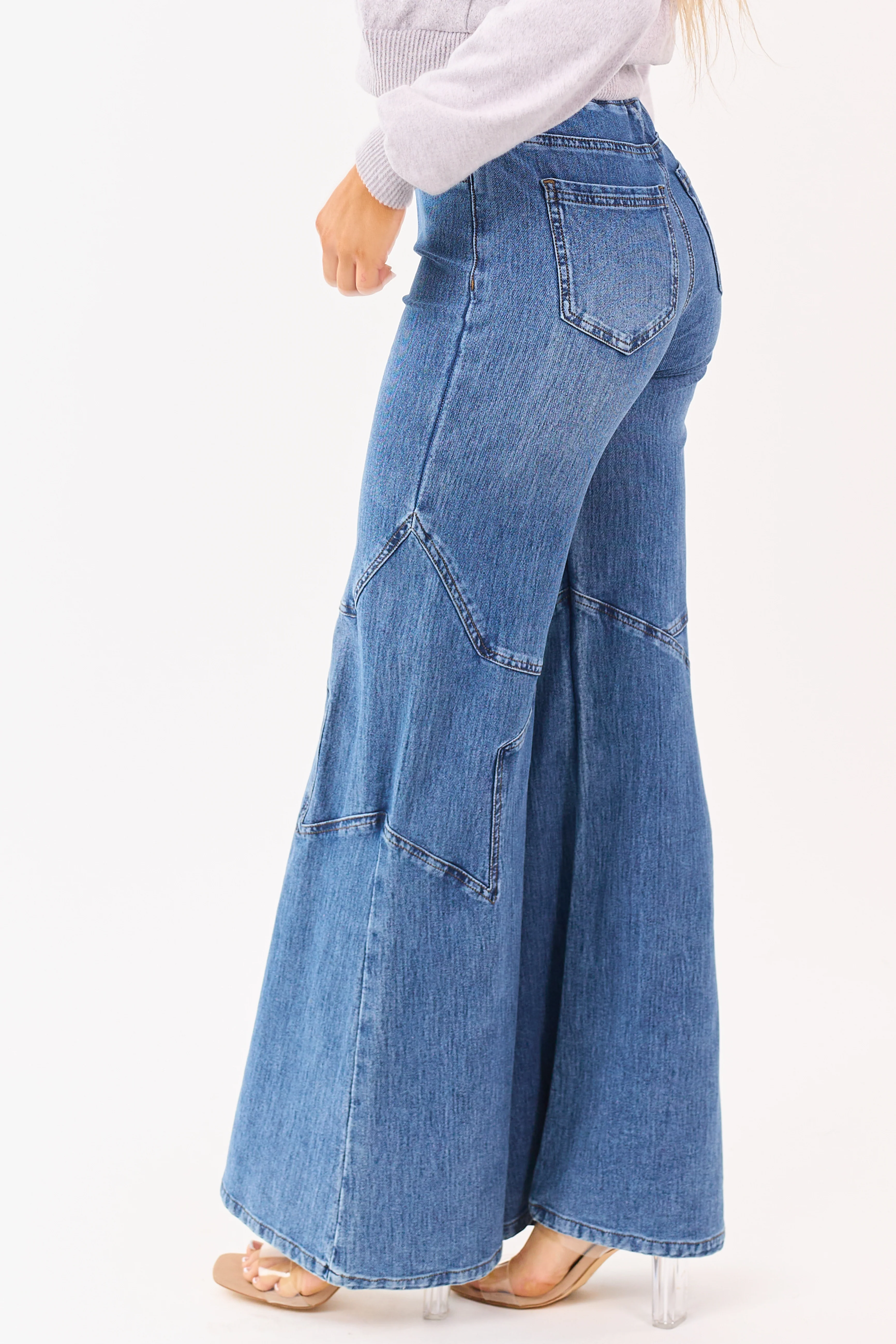 Saige Medium Wash Star Stretchy Wide Pull On Jeans - Image 3
