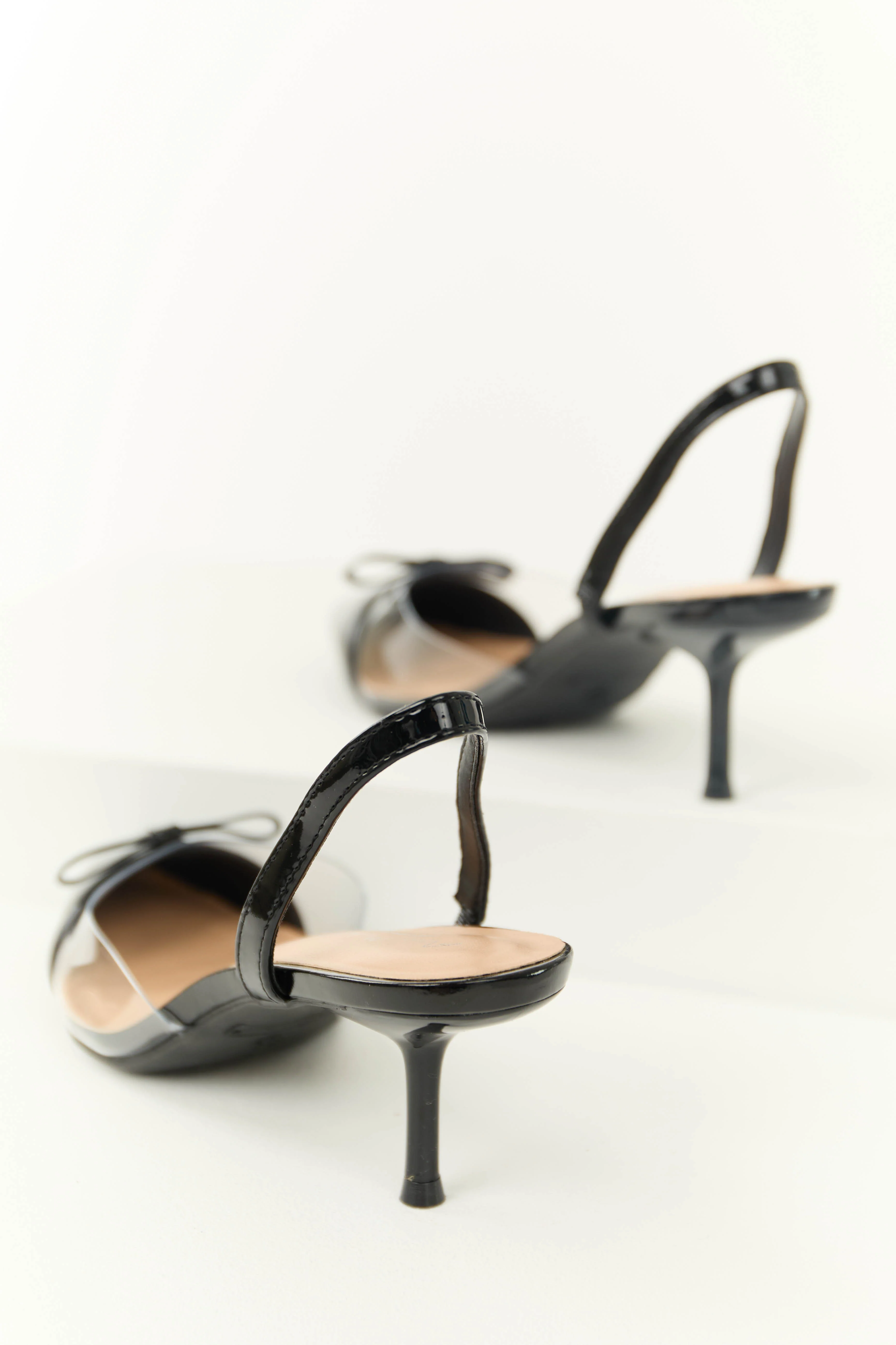 Shiny Black Pointed Toe Slingback Heels with Bow - Image 3