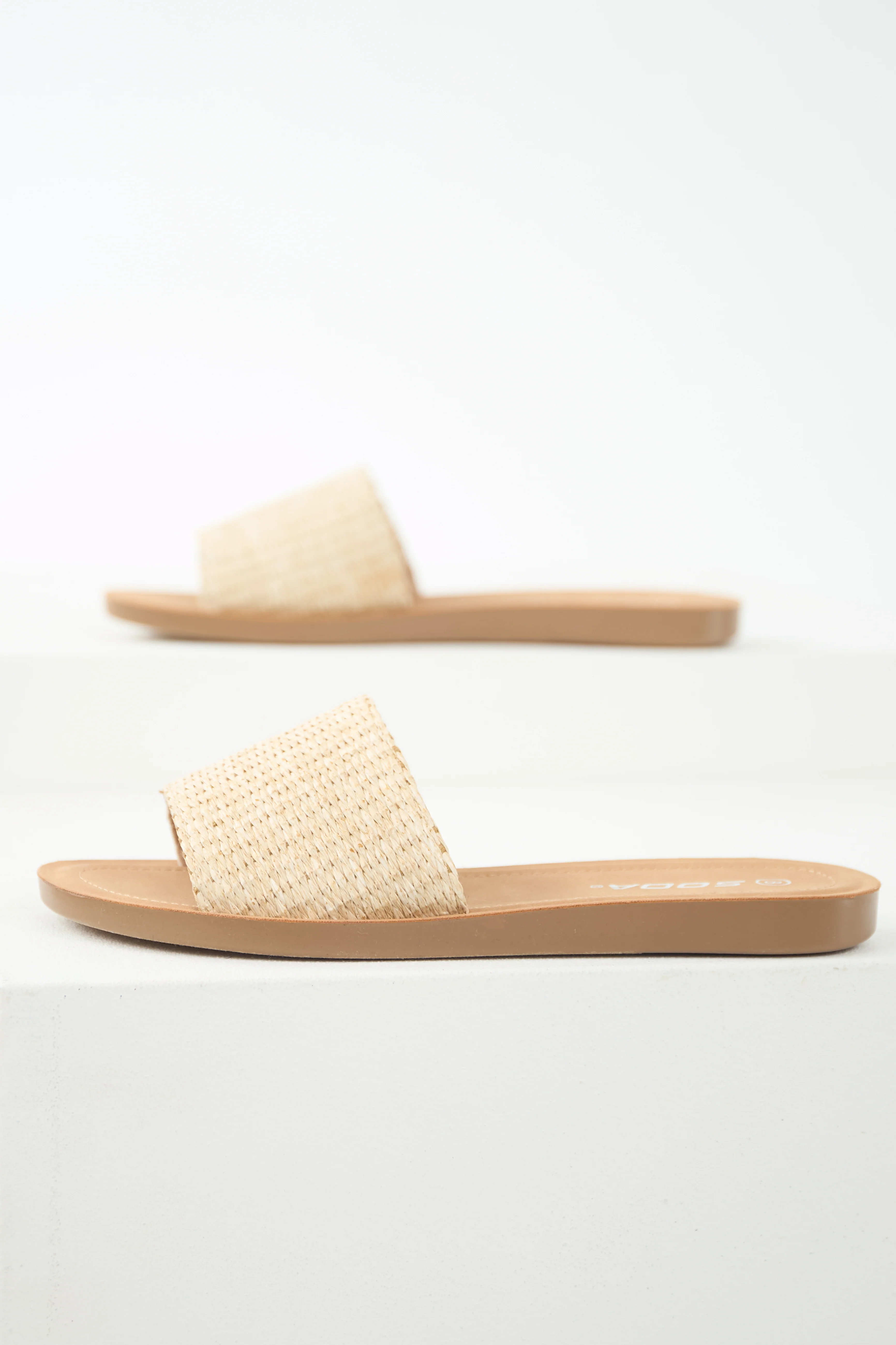 Vanilla Straw Band Open Toe Flat Sandals - Image 2