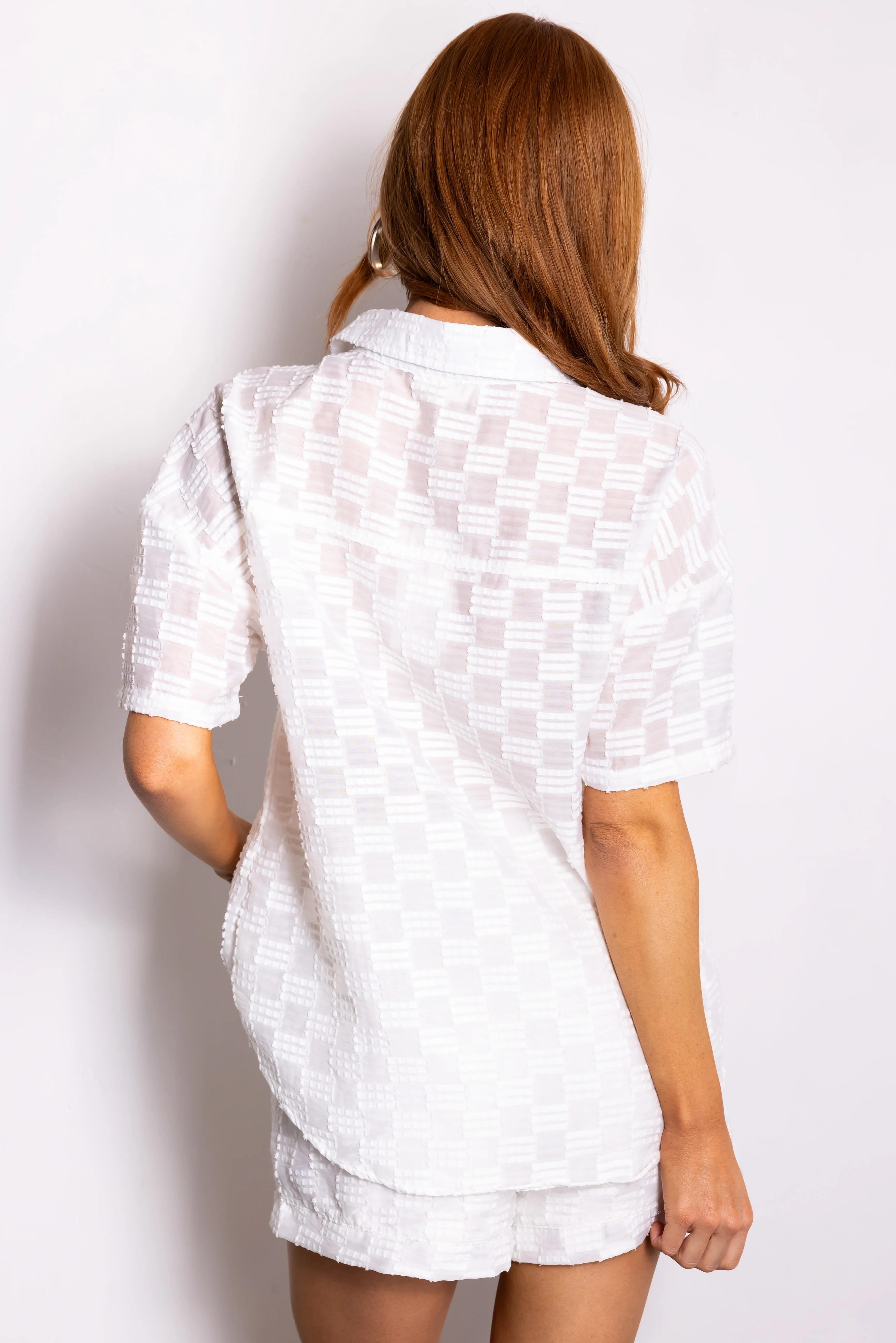 White Textured Woven Button Up Top and Shorts Set - Image 7